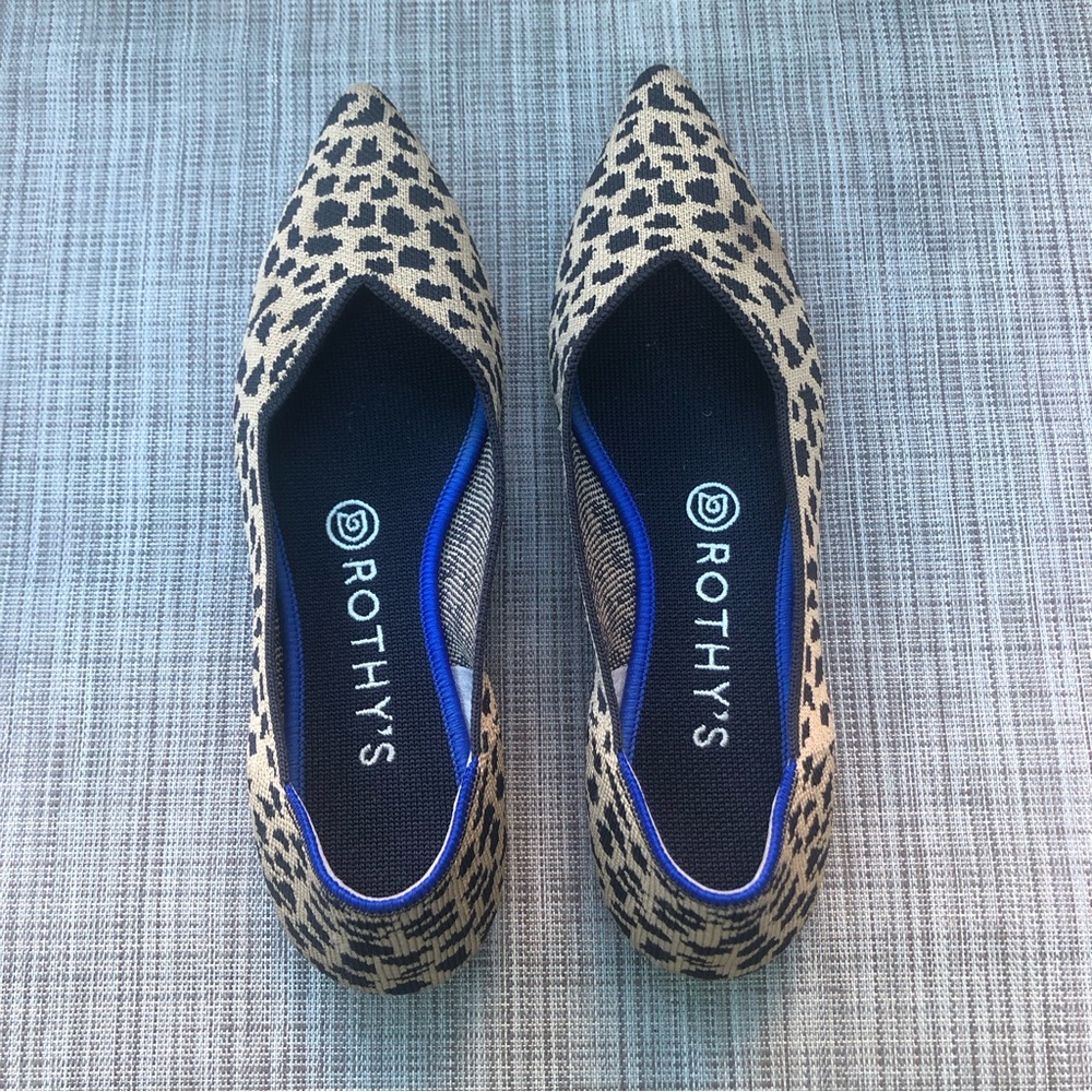 Rothy’s Pointed Toe Animal print Flats Size W 7.5.